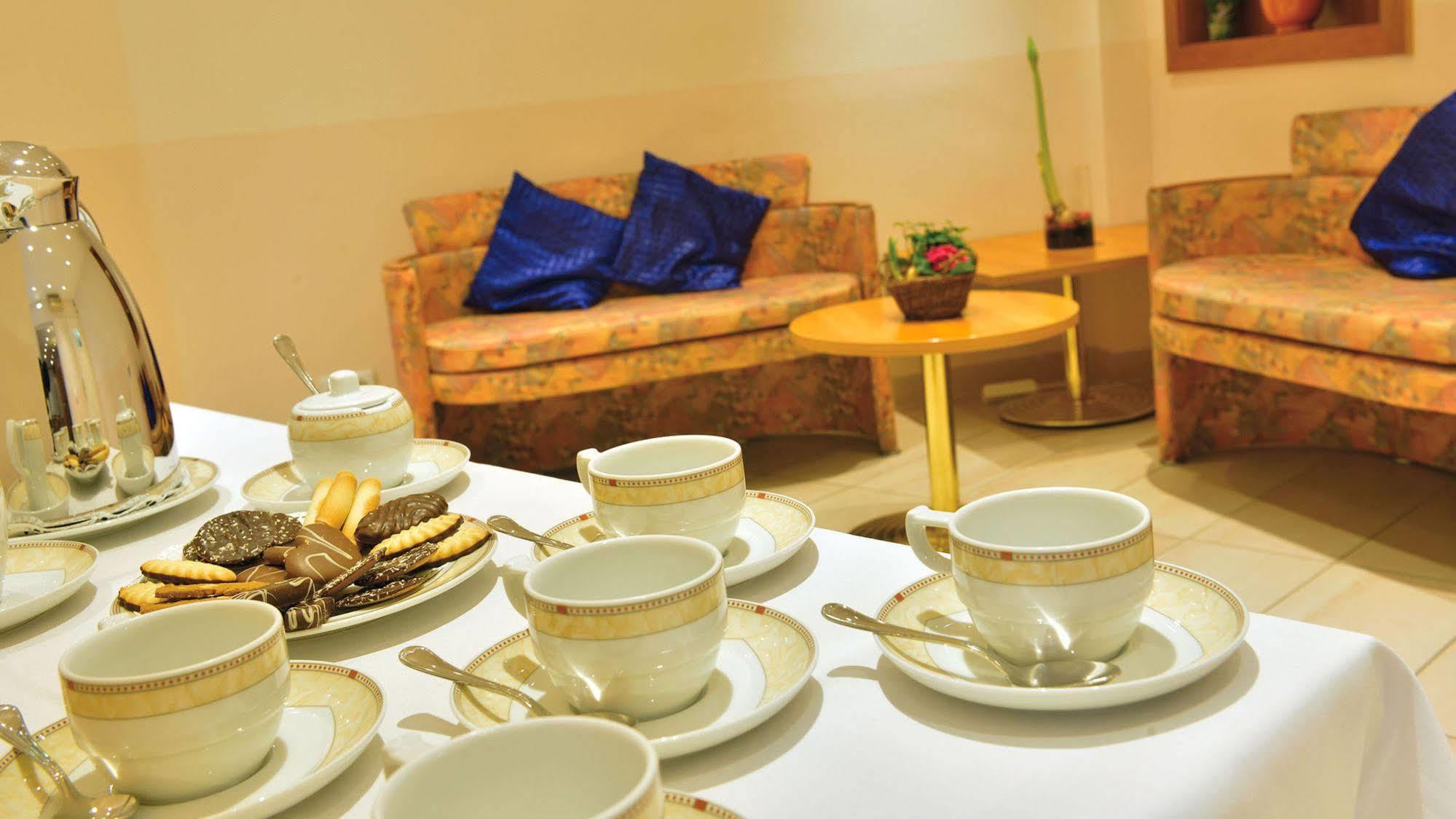 Hotel Ilbertz Garni كولونيا المظهر الخارجي الصورة