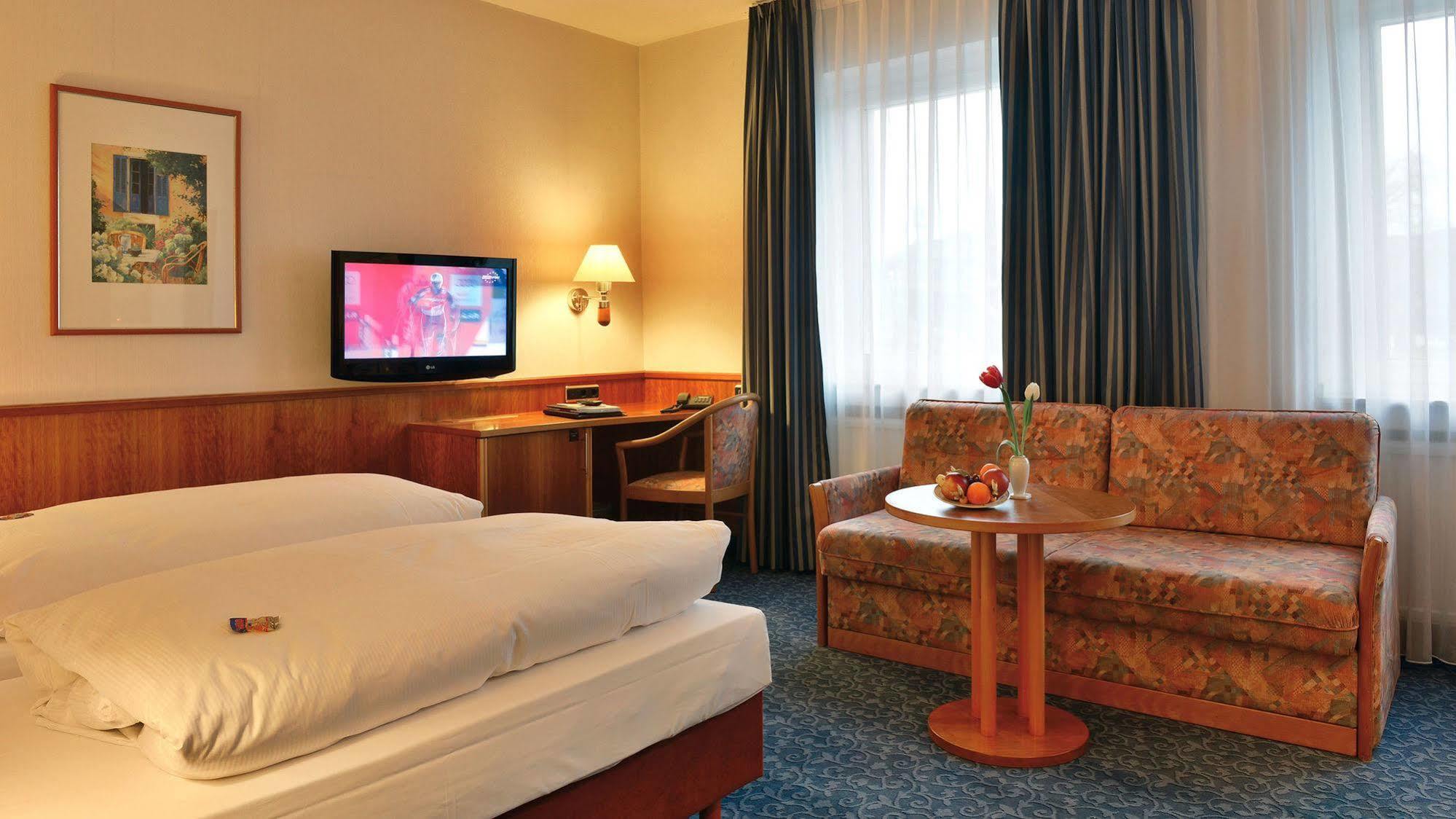 Hotel Ilbertz Garni كولونيا المظهر الخارجي الصورة