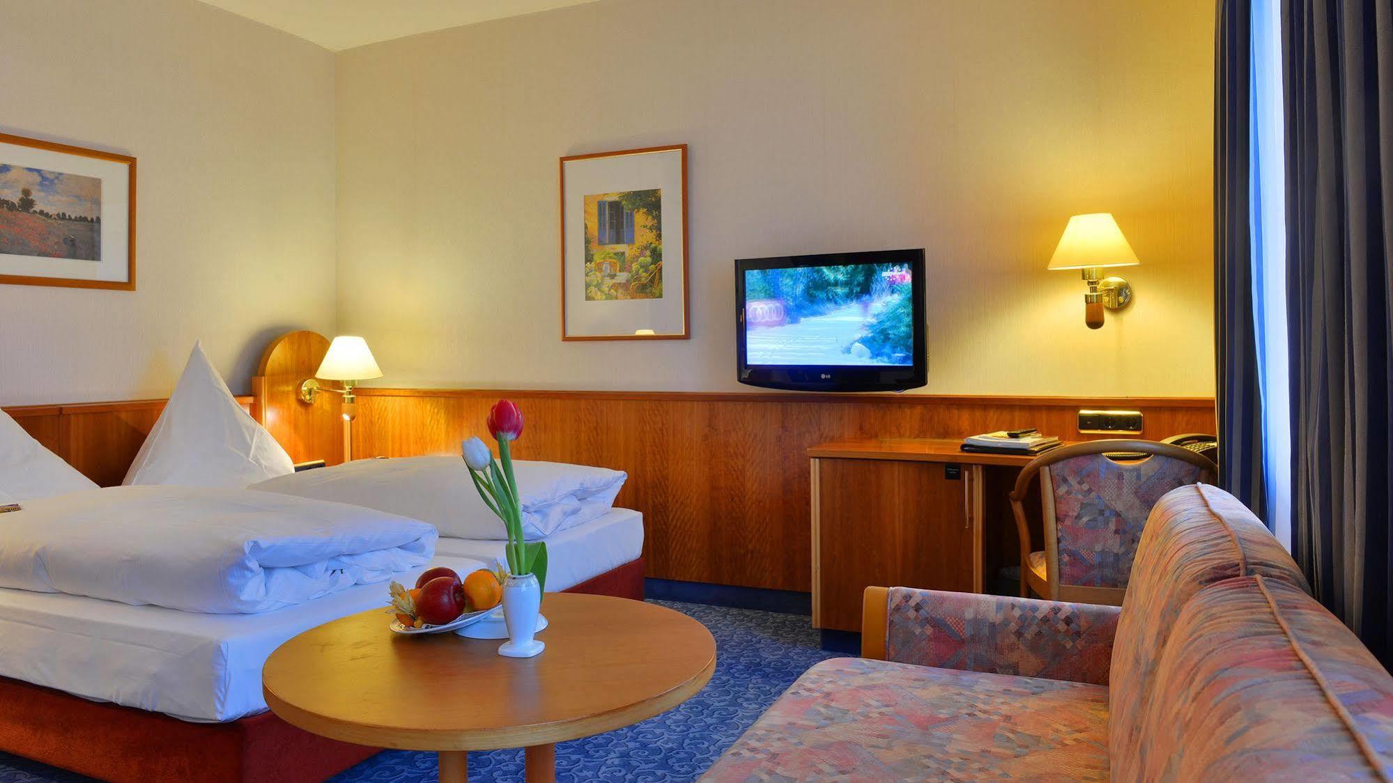 Hotel Ilbertz Garni كولونيا المظهر الخارجي الصورة