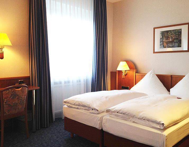 Hotel Ilbertz Garni كولونيا الغرفة الصورة